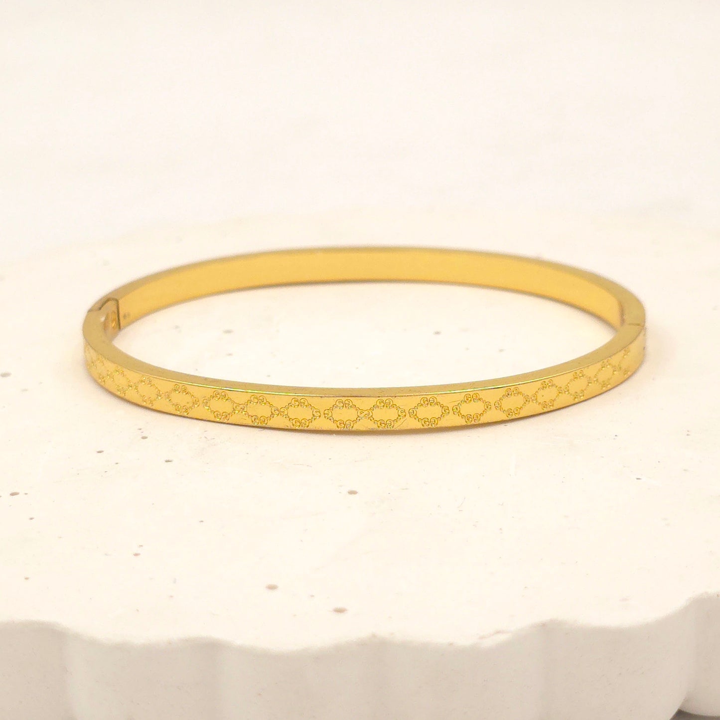 BR006 - Luxe Patterned Gold Bracelet