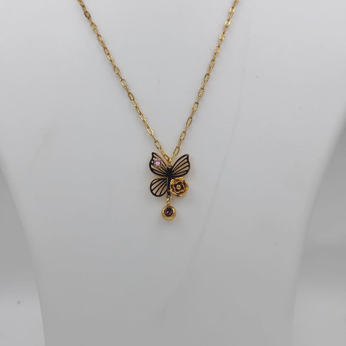 0053- butterfly Necklace