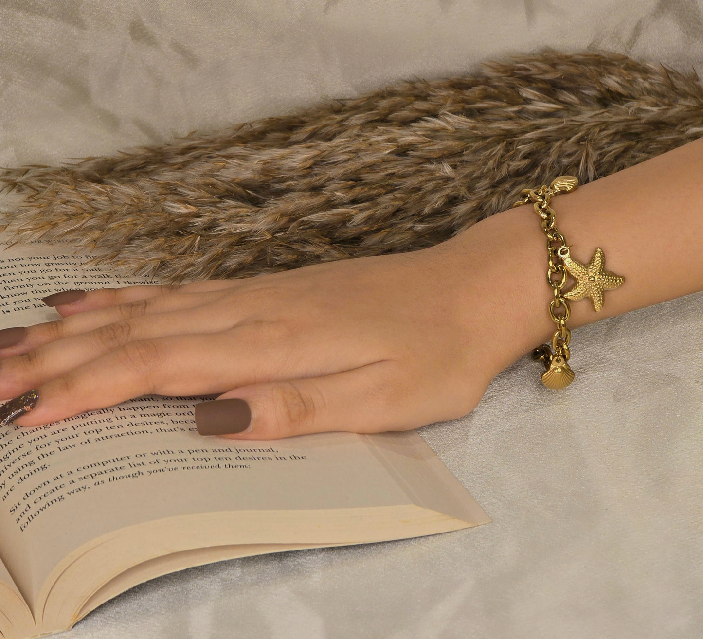 Sea Whisper Chain Bracelet Jewellery - 0133