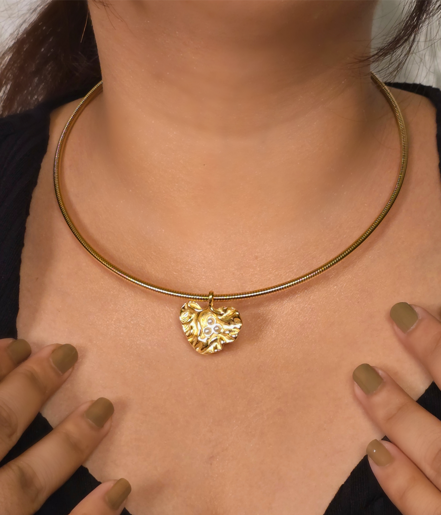 Regal Heart Necklace Jewellery - 0101