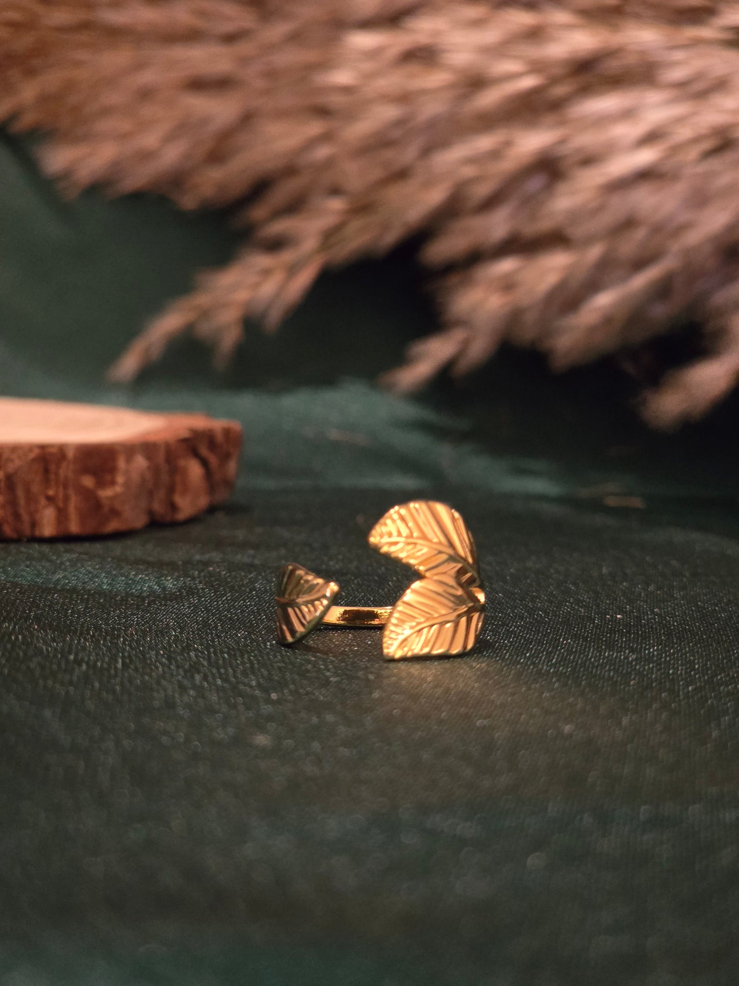 Leafy Cuts Ring Jewellery - 0078