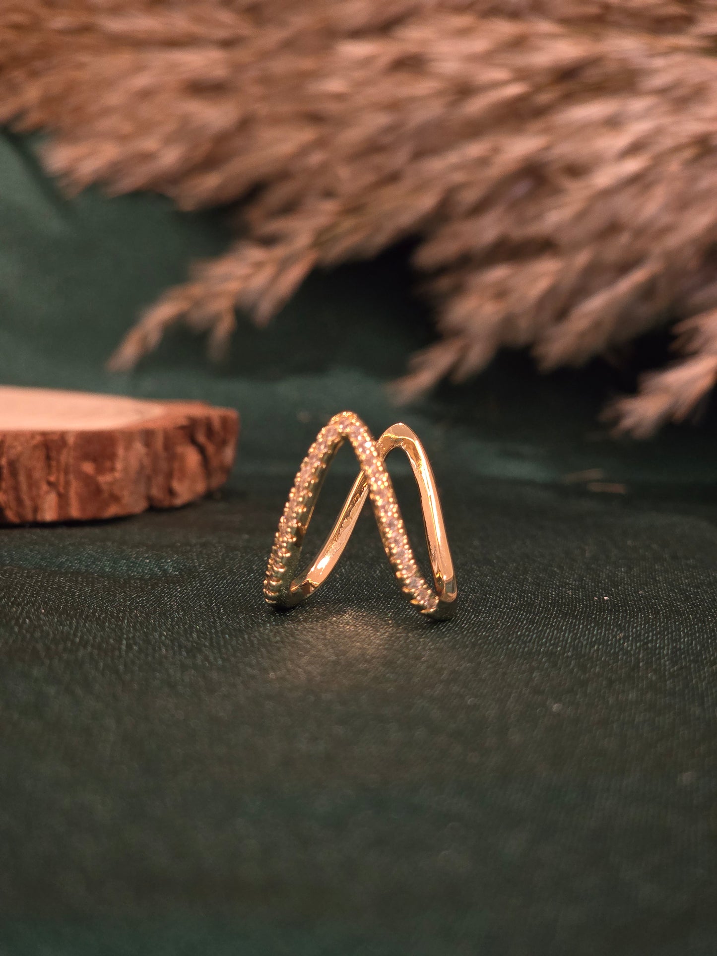Vogue V Ring Jewellery - 0075