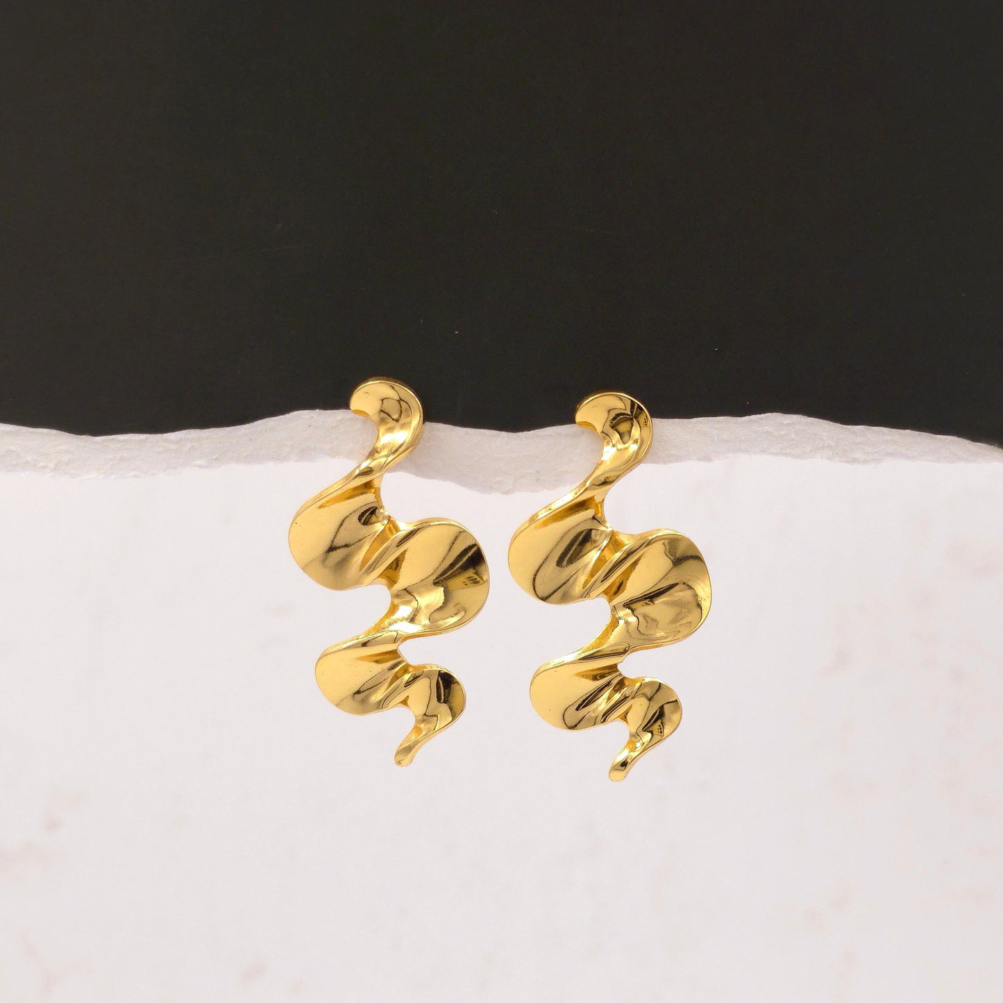AE013 - Mystic Viper Earrings