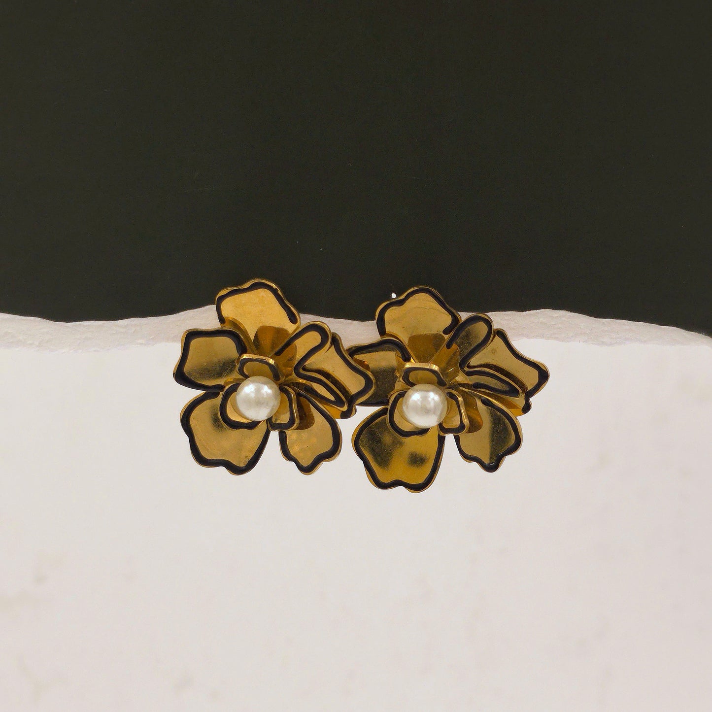 AE015 - Midnight Bloom Earrings