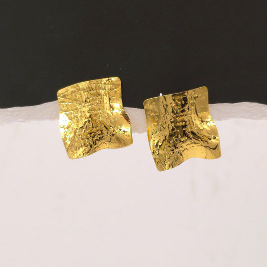 AE017 - Golden Bar Earrings