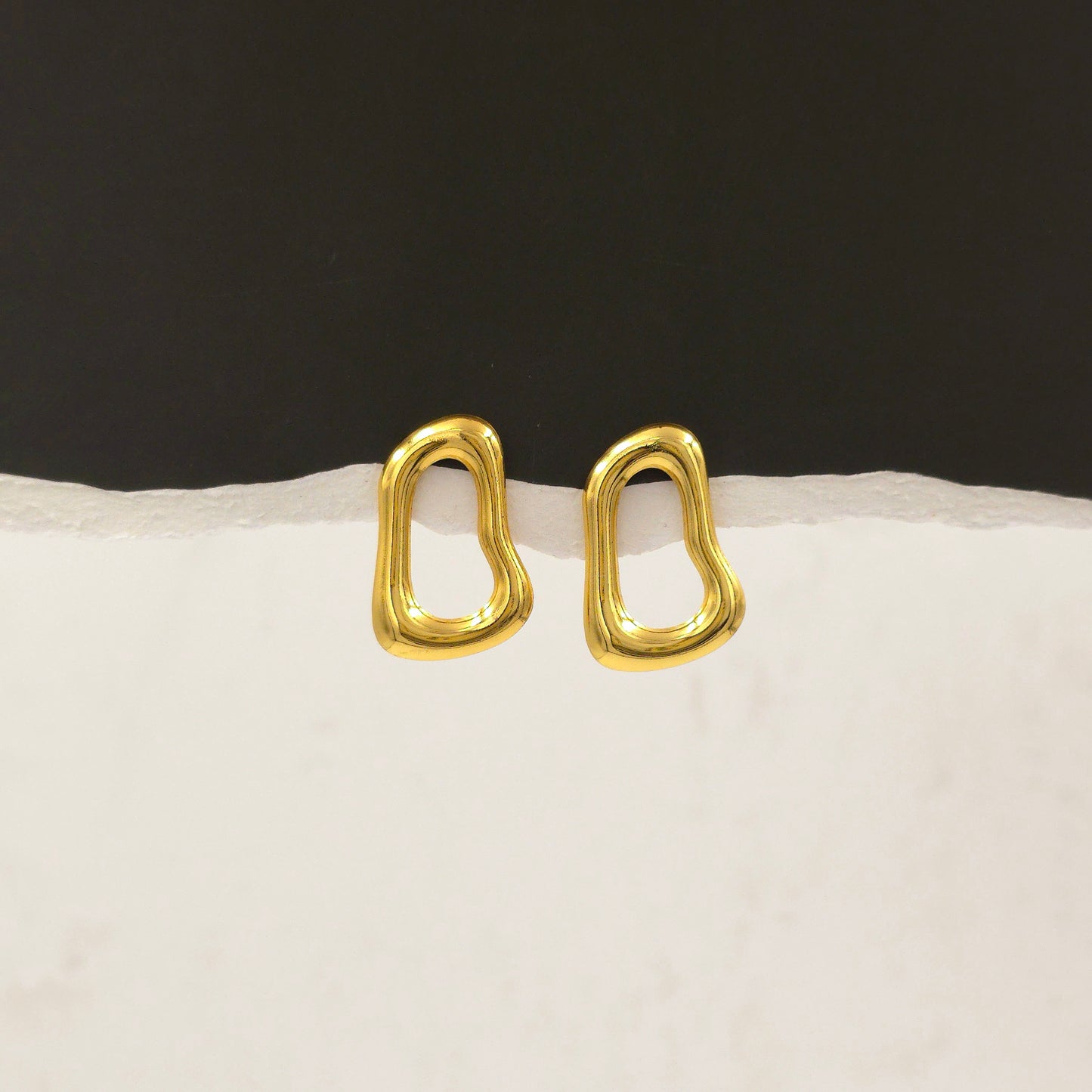 AE018 - Halo Loop Earrings