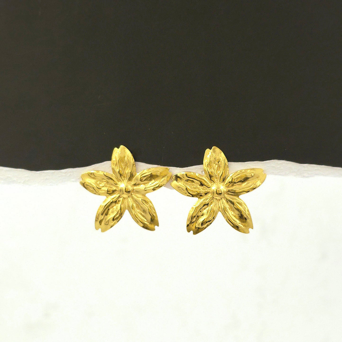 AE024 - Floral Grace Earrings