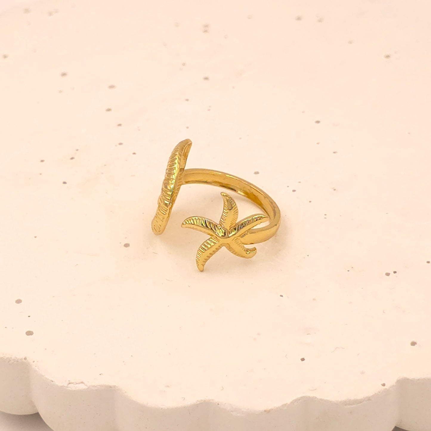 AR003 - Seaside Siren Ring