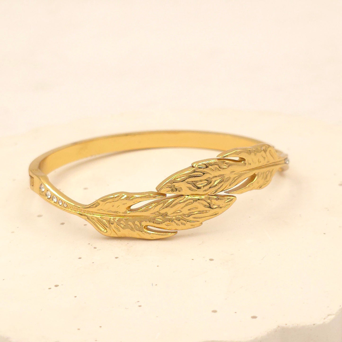 BR016 - Ethereal Feather Bracelet