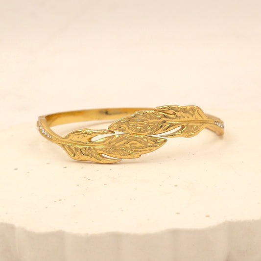 BR016 - Ethereal Feather Bracelet