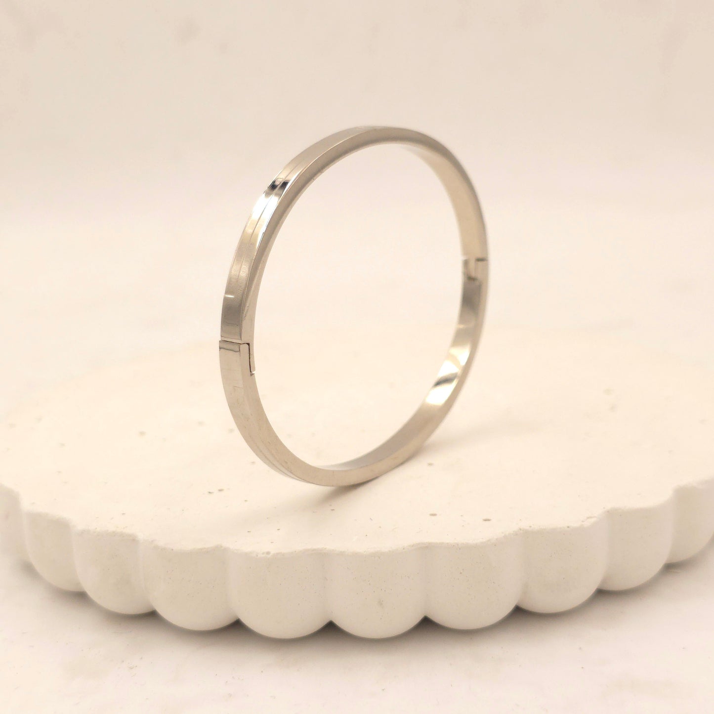 BR023 - Linear Minimalist Silver Bracelet