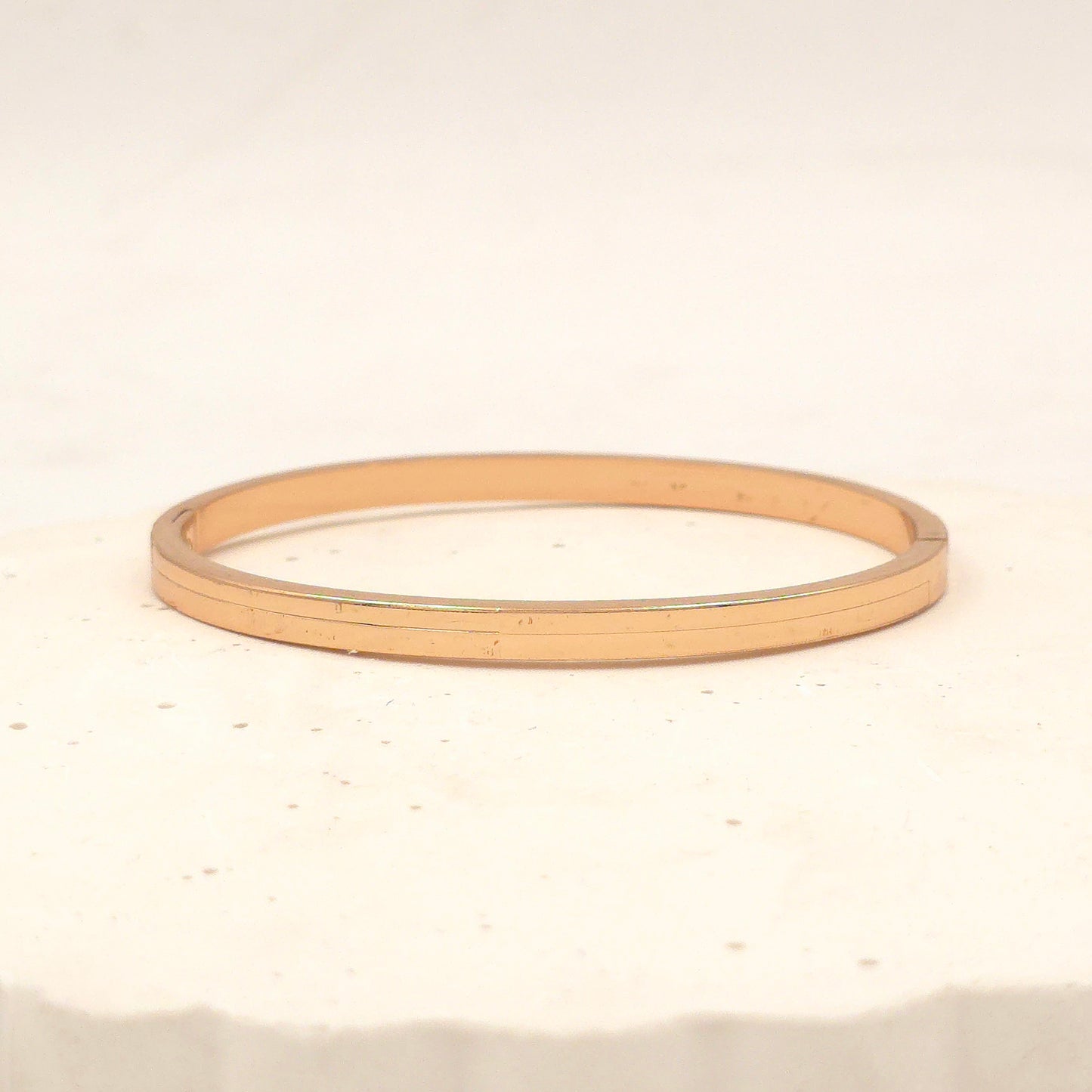 BR025 - Linear Minimalist Rose-Gold Bracelet