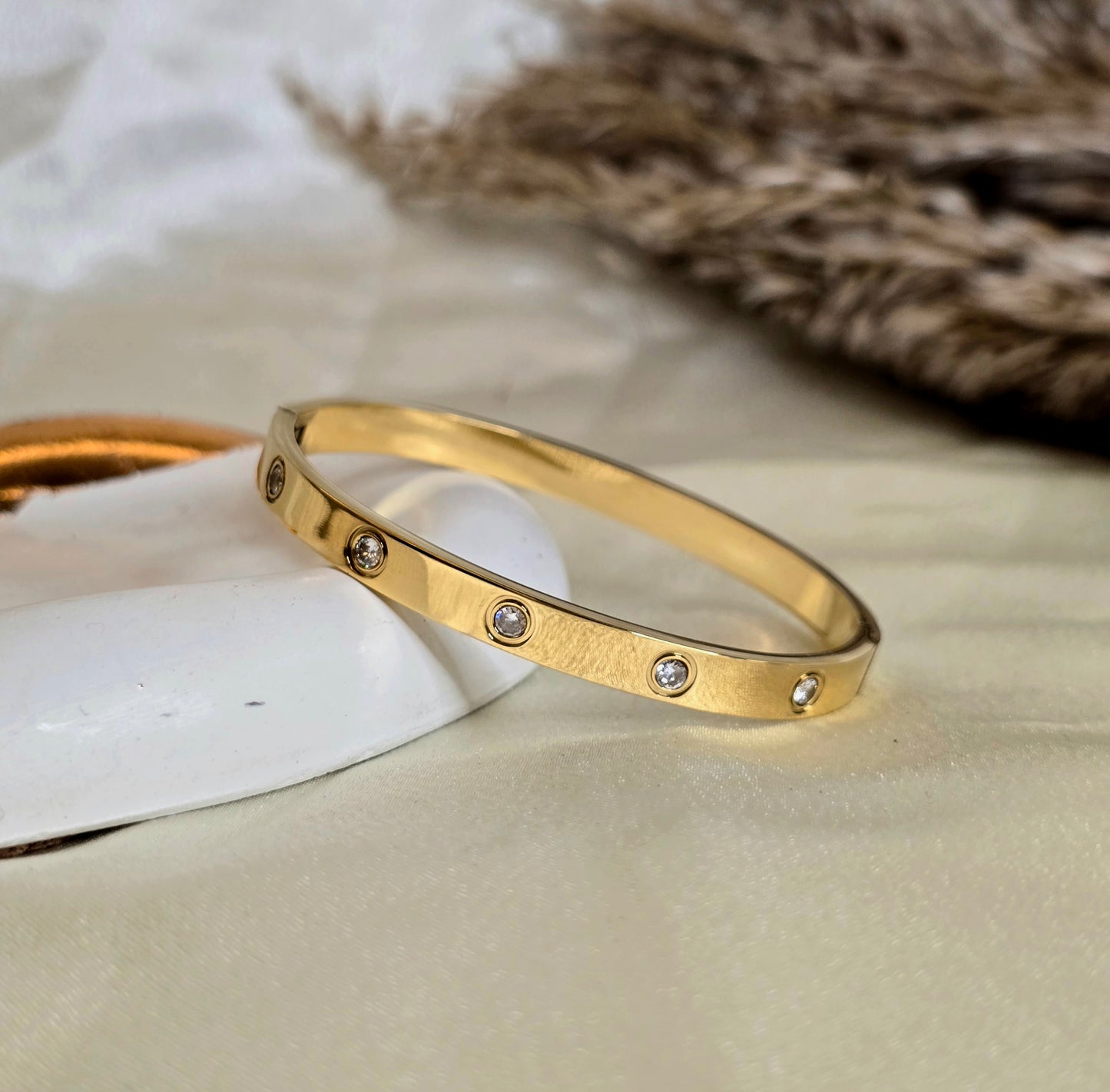Serene Band  Bracelet Jewellery - 0128