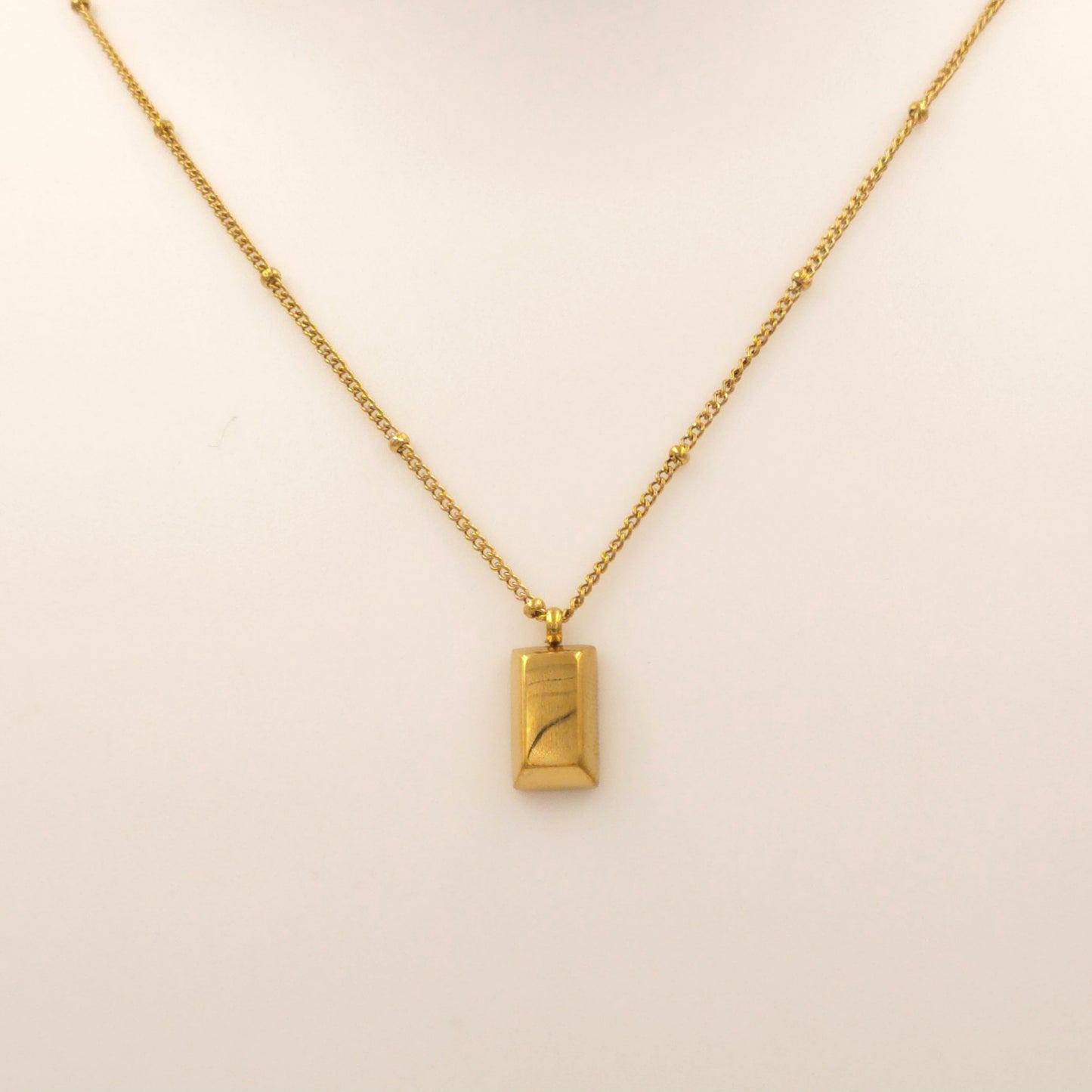 PN007 - Golden Bar Necklace