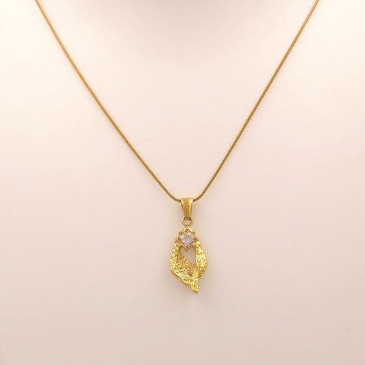 PN047 - Flamed Solitaire Necklace