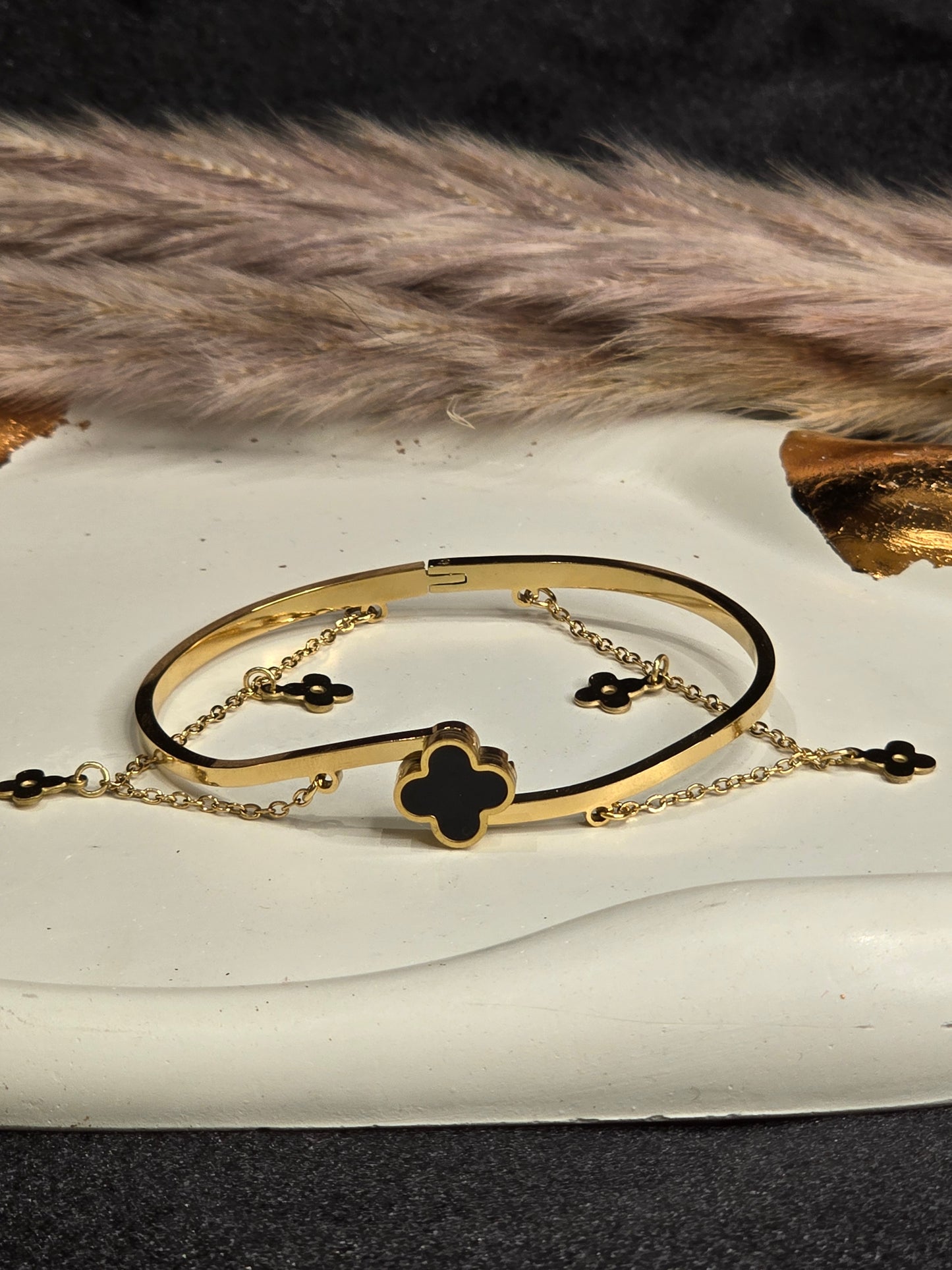 Ebony Clove Bracelet Jewellery - 0205