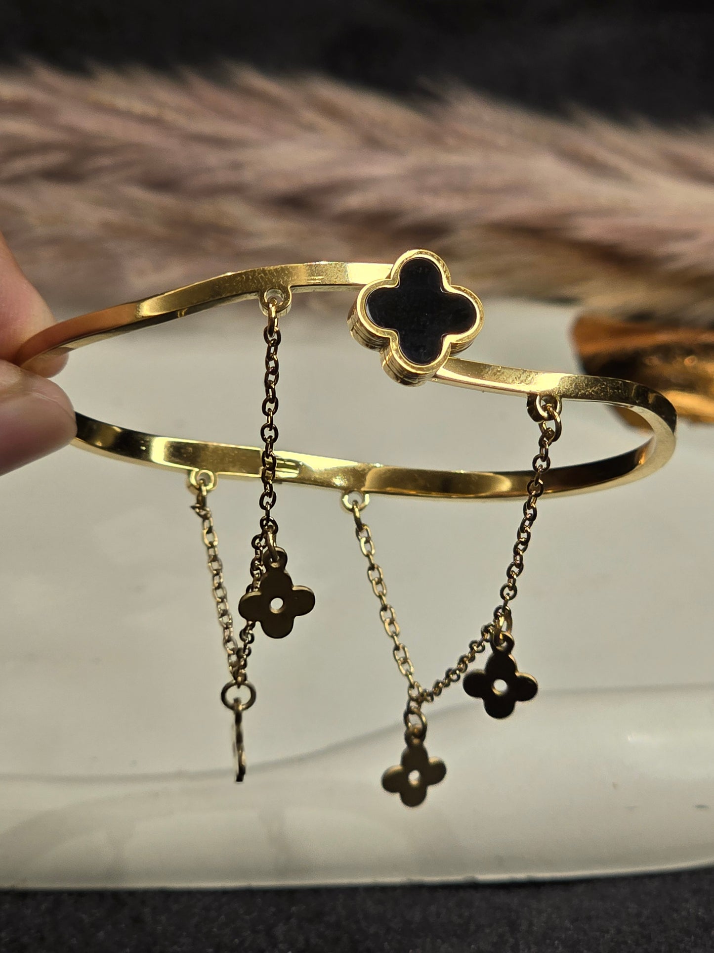Ebony Clove Bracelet Jewellery - 0205