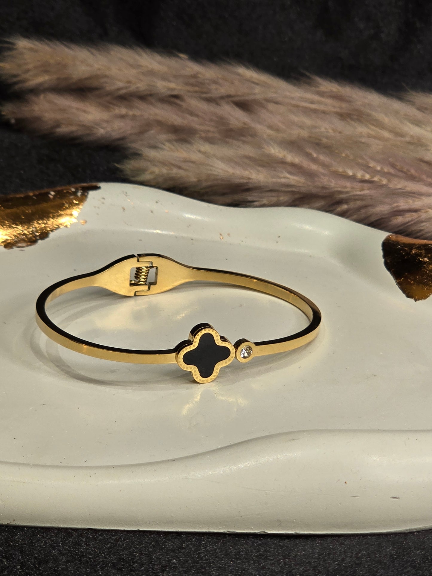 Clovine Bracelet Jewellery - 0202