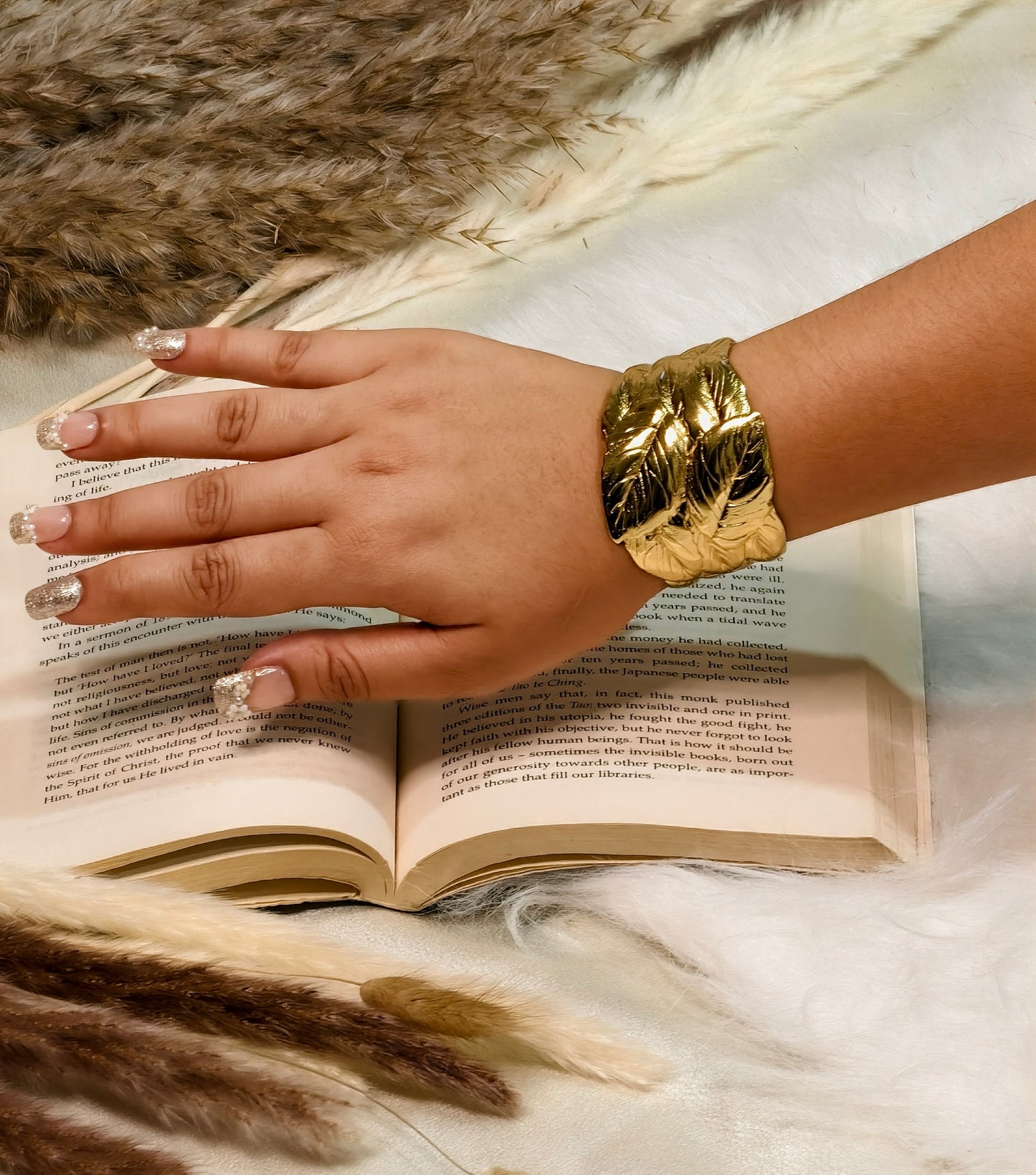 Whispering Leaf Cuff Jewellery - 0094