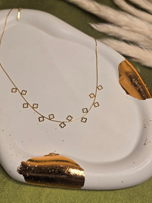 Clover Garland Necklace Jewellery - 0071